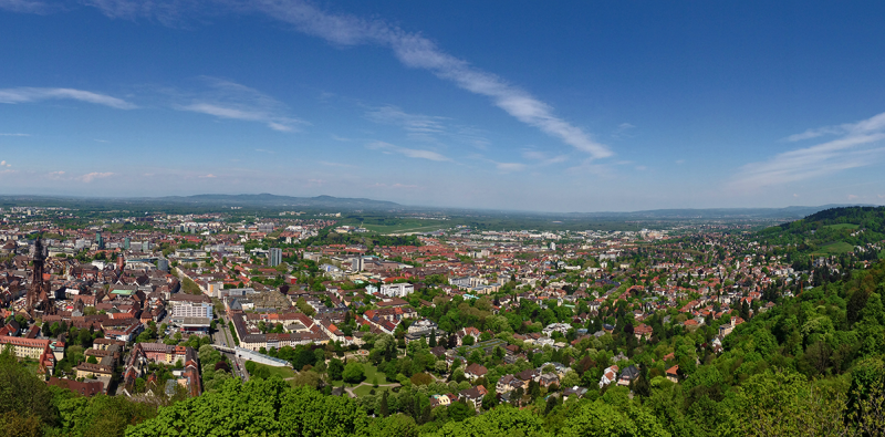 Bild mit dem Titel: Freiburg Herdern von oben. Auf der Seite von Immobilienmakler Freiburg Herdern Freiburg Herdern von oben